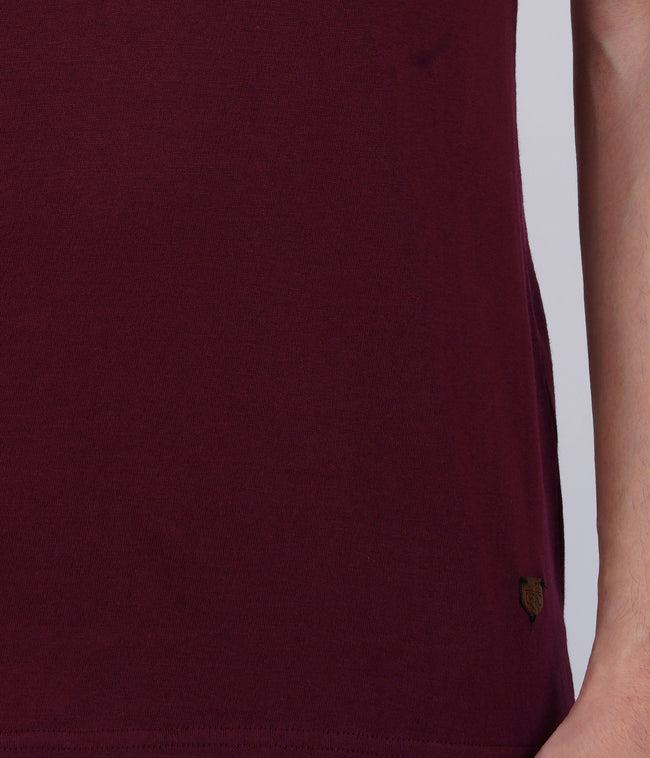 Living Legend Men Maroon Slim Fit Round Neck T - Shirt